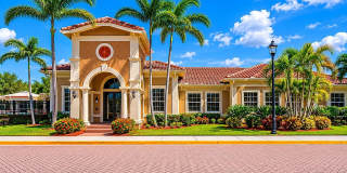 9064 Plymouth Place Gallery 1