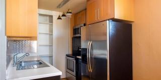 1907 Robinson Ave Unit 403 Gallery 1