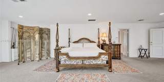 2889 NE 35th St Gallery 90