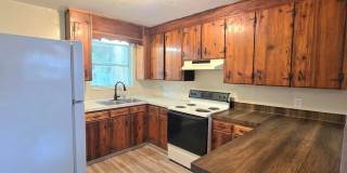 Quaint 3-Bedroom Home Gallery 7