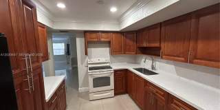 6701 SW 7th Pl Gallery 1