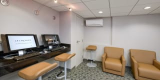 eaves Glover Park Gallery 9