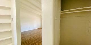 Swan Court Apartments - 1 and 2 Bedroom Homes! Gallery 30