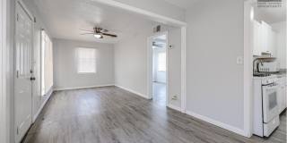 3315 East Cambridge Avenue Gallery 12
