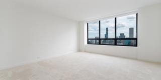 180 E Pearson Street Gallery 13