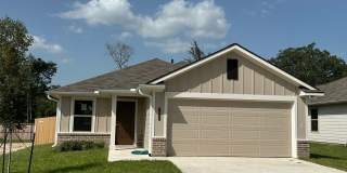 Bryan - BRAND NEW HOUSE -3 bedrooms / 2 bath / 2 car garage with fenced in yard. Gallery 1