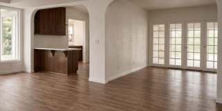 320 ARBOLES Drive Gallery 2