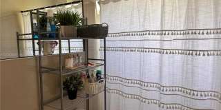 756 N 17th Ave Gallery 6
