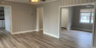 Now Leasing: First Month Free & No Deposit! Two Bedroom Duplex Apartment Near Southside/516 Now Leasing: First Month Free & No Deposit! Two Bedroom Duplex Apartment Near Southside/516 Gallery 6