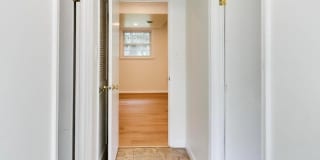 11907 HUNTERS Lane Gallery 16