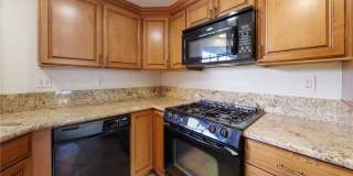 14 Abrigo Gallery 14