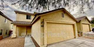 721 West Flaming Arrow Drive Gallery 1