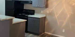 Metro on Main Gallery 14