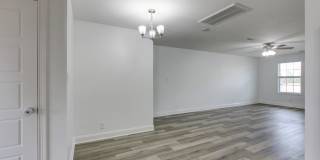 Fresh and so Clean Clean Close to Everything! Gallery 51