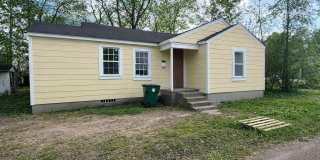 207 Martin Street Gallery 1