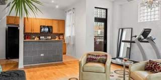 950 W Leland Avenue, Gallery 1