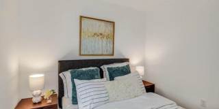 Columbia Heights 2BR 2BA w/Parking & Private Patio Garden Gallery 23