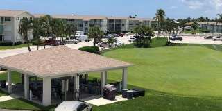 210 Horizon Street E Gallery 26