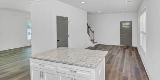 Modern Townhome in Rosewood – Walk to USC, Dining & More! Gallery 16