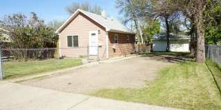 Cozy Home with 2-stall Shop/Garage and fenced yard Cozy Home with 2-stall Shop/Garage and fenced yard Gallery 1