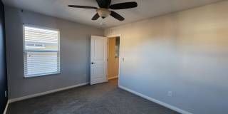 Beautifully renovated, cul-de-sac, Mesa Park adjacent home in Summerlin. Gallery 44