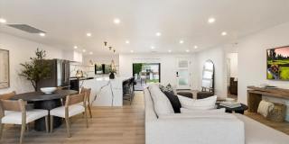 3827 E HAZELWOOD Street Gallery 7