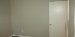 731 DENTON Circle Gallery 25