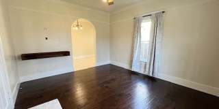 320 S Broadway Gallery 11