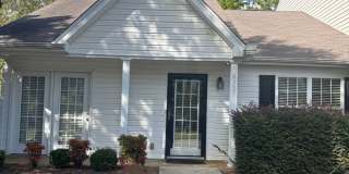 Townhouse / Whitsett Gallery 1