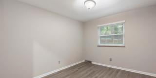 7201 Dogwood Drive Gallery 13