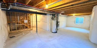 Beautiful 3 Bed, 2.5 Bath House in Windsor! Gallery 18