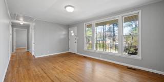 3 Bedroom Pet Friendly Home For Rent! Gallery 7