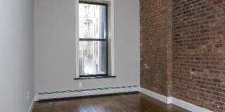 2071 7th Avenue Gallery 6