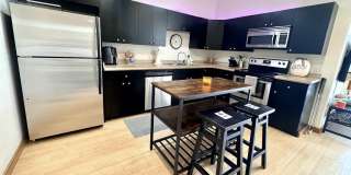 213 N Walnut Street Gallery 10