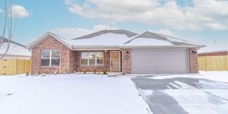 Beautiful home awaits you! Gallery 1
