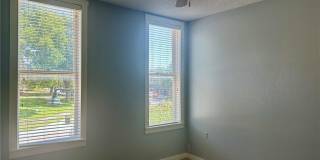 140 1/2 E San Antonio Gallery 8