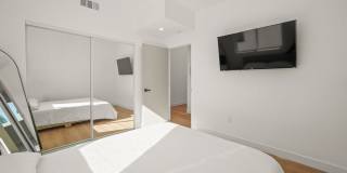 13694 Erwin St Gallery 21