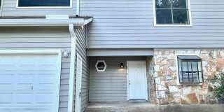 Town House for Lease in North Austin! Gallery 1