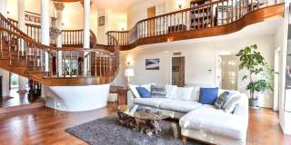 1769 Ivy Road Gallery 6