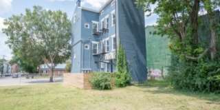 1904 Linn Street - 2 Gallery 7