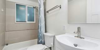 4bd/2.5ba Bellevue Home Gallery 24