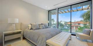 3260 NE 165th St Gallery 26