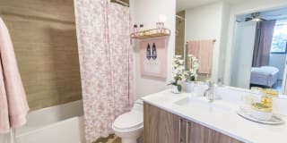 Twenty2 West Gallery 39