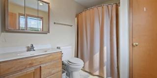 3 Bed House w/ Garage, Laundry, & Fenced Yard! Gallery 18