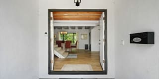 6558 Lasaine Ave Gallery 7