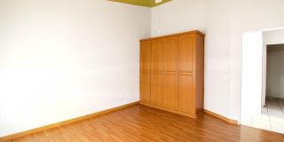 36805 Alder Street Gallery 12