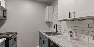 Crossings at Midtown Gallery 100