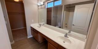 Large Avondale Home W/ Full Bedroom Downstairs and a huge loft! Large Avondale Home W/ Full Bedroom Downstairs and a huge loft! Gallery 28