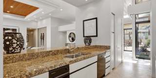 73115 Crosby Lane Gallery 18