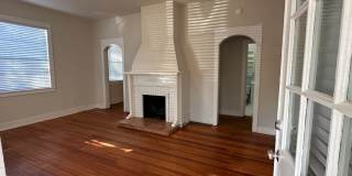 Experience the True San Marco Lifestyle in this Beautiful 3Bed/2Bath House! Ready for move in early July. Gallery 5